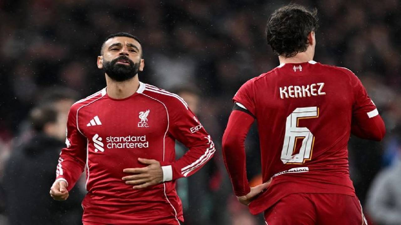 Pendukung Liverpool Terbelah: Masa Depan Arne Slot Ditentukan di Lima Laga Terakhir