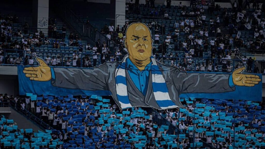 Bojan Hodak Bertemu Glenn Sugita, Masa Depan Bersama Persib Bandung Mulai Dibahas