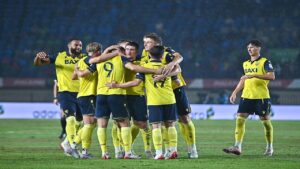 Dusan Bogdanovic dan Rudi Laksmana, Wajah Baru Oxford United yang Membawa Harapan Segar