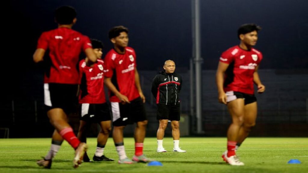 Nova Arianto Tatap AFF U19 2026 dengan Optimisme, Vietnam Jadi Ujian Awal Garuda Muda